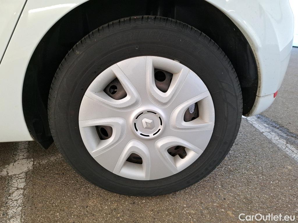  Renault  Clio  IV Air 1.5 dCi 75CV BVM5 E6 #33