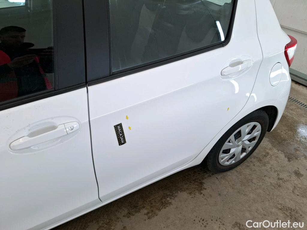  Toyota  Yaris TOYOTA  Hybride 5p Berline 1.5 VVT-I HYBRID France Business #7