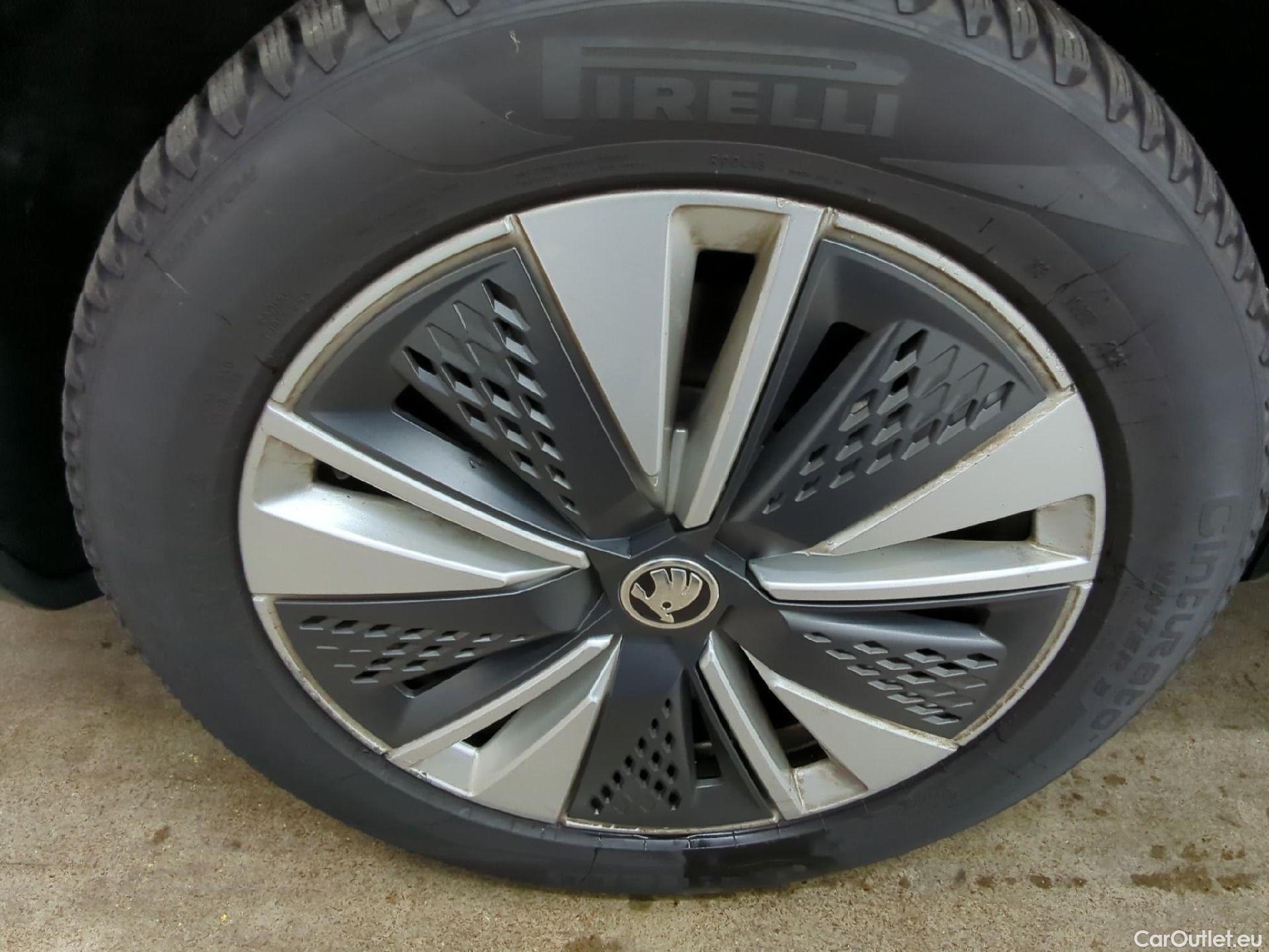  Skoda  Karoq SKODA  / 2017 / 5P / SUV 2.0 TDI 116ch DSG7 Business #8