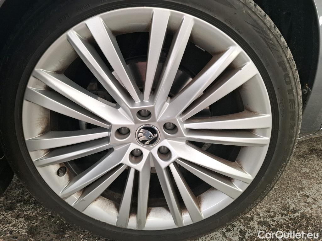  Skoda  Superb  Berline L&K 2.0 TDI 200CV BVA7 E6d #15