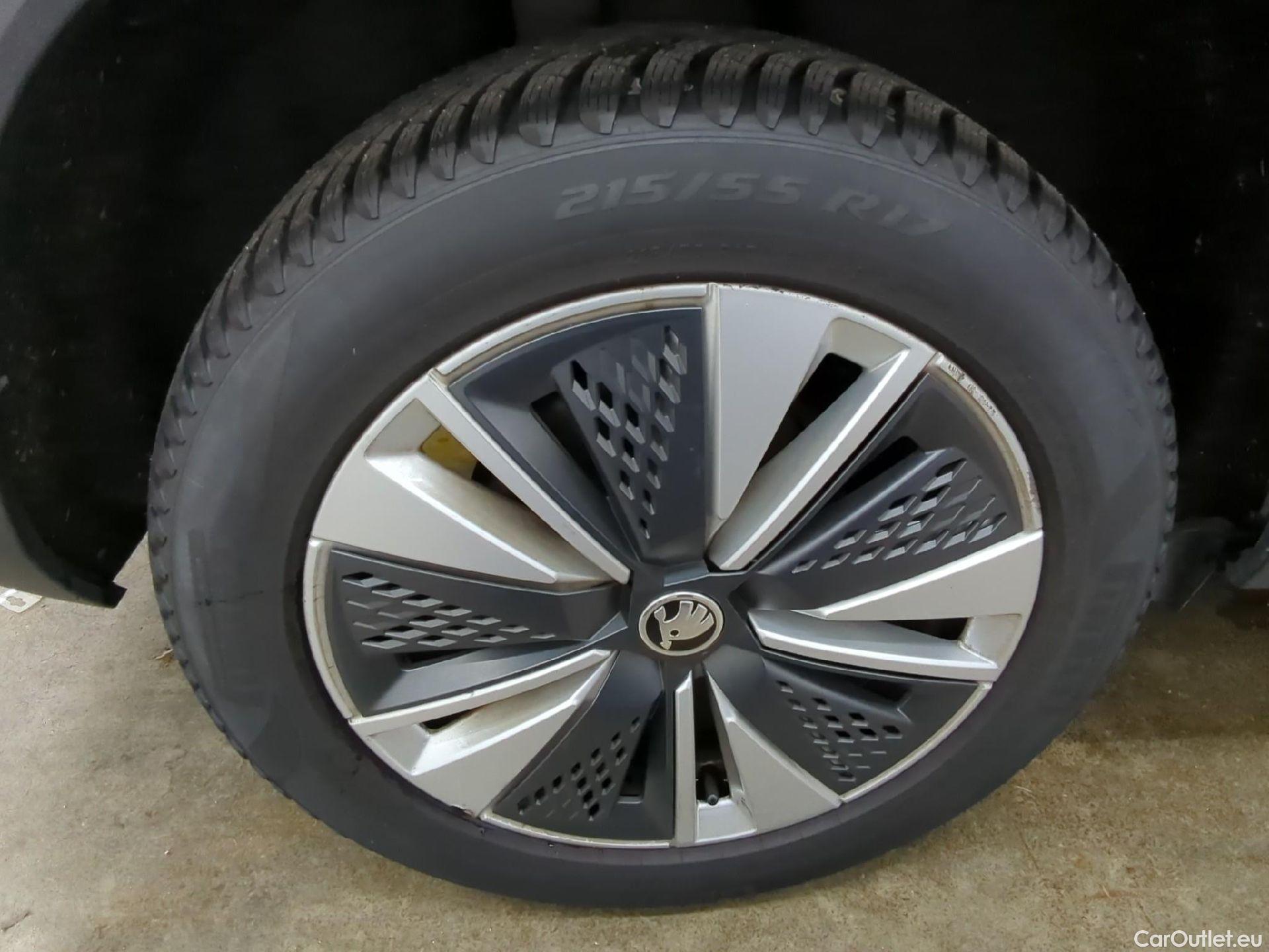  Skoda  Karoq SKODA  / 2017 / 5P / SUV 2.0 TDI 116ch DSG7 Business #1