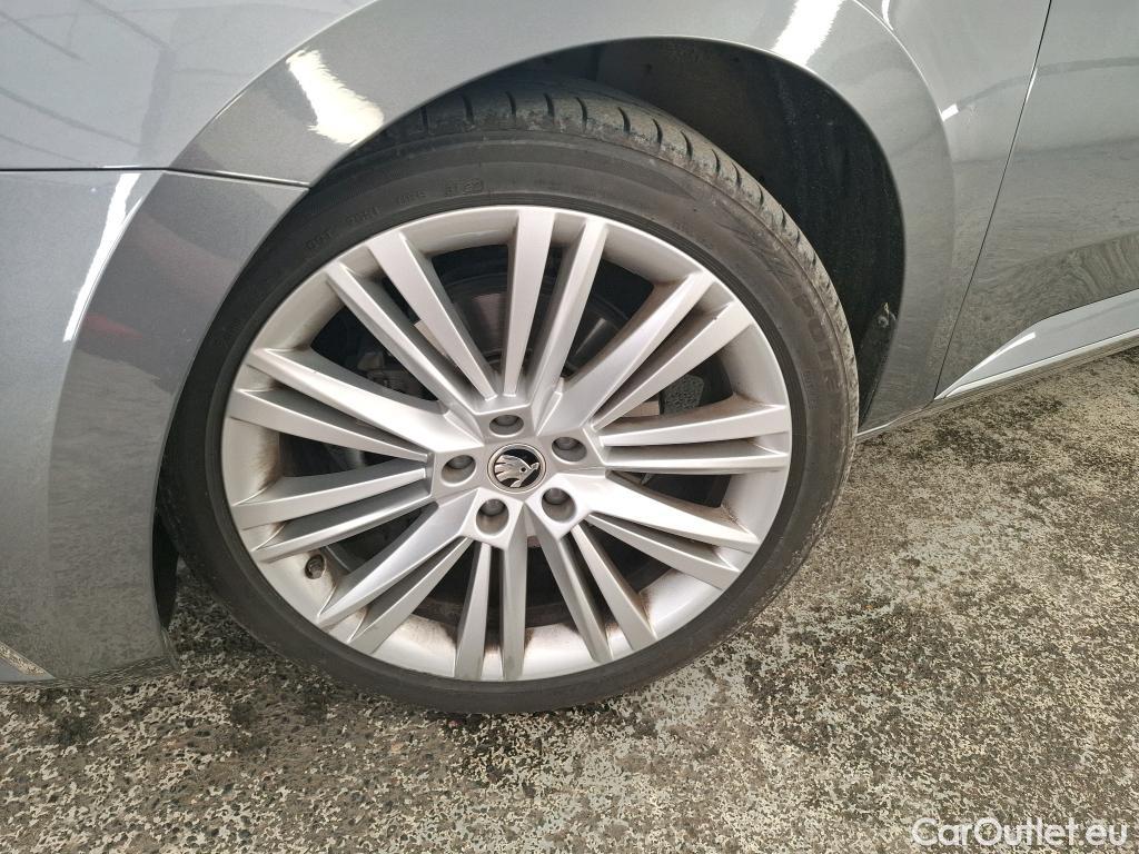  Skoda  Superb  Berline L&K 2.0 TDI 200CV BVA7 E6d #14