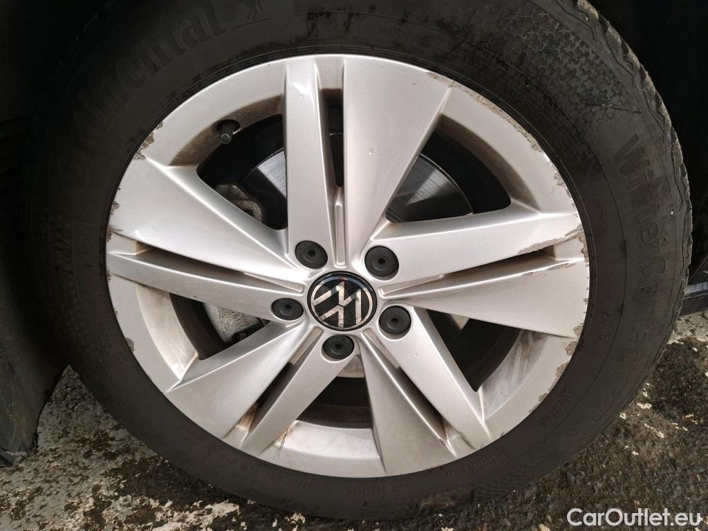  Volkswagen  Golf  VOLKSWAGEN / 2020 / 5P / Berline 1.0 eTSI OPF 110 DSG7 Life Business #5