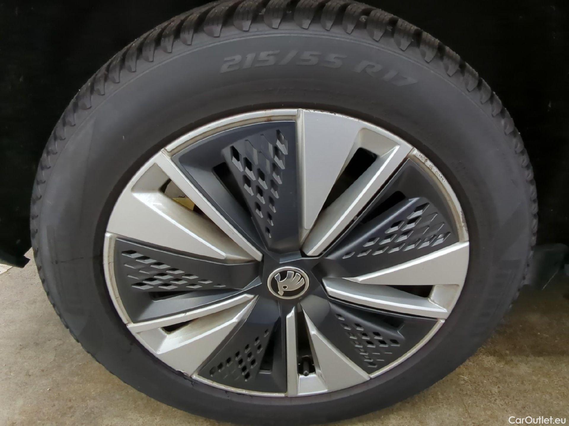  Skoda  Karoq SKODA  / 2017 / 5P / SUV 2.0 TDI 116ch DSG7 Business #3