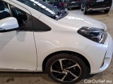  Toyota  Yaris TOYOTA  / 2017 / 5P / BERLINA 1.0 LOUNGE MY18+ #38