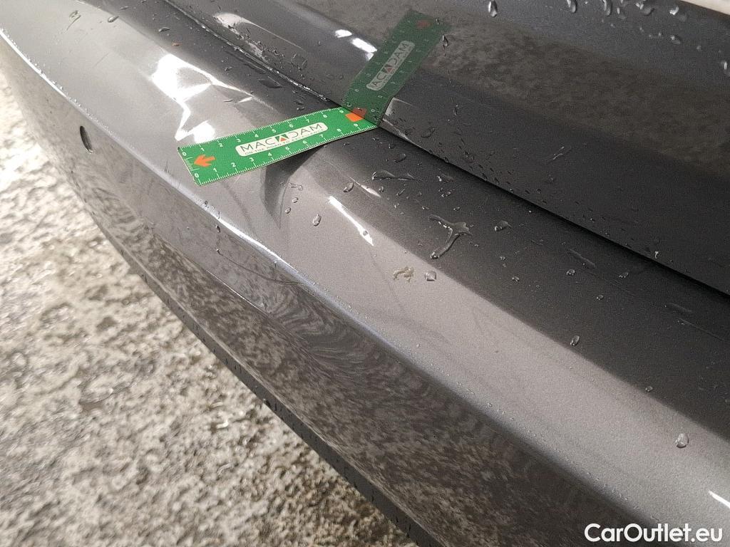  Peugeot  308 PEUGEOT  SW / 2017 / 5P / Break PureTech 110 S&S SW ALLURE #3