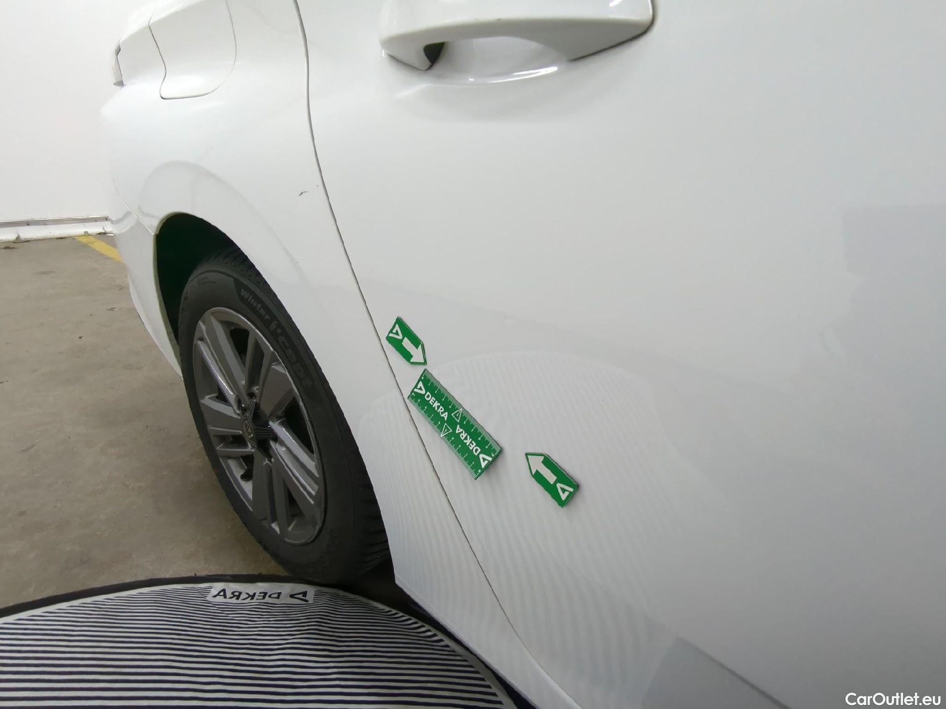  Peugeot  308 PEUGEOT  SW / 2021 / 5P / Break PureTech 130 S&S EAT8 ACTIVE PACK #14