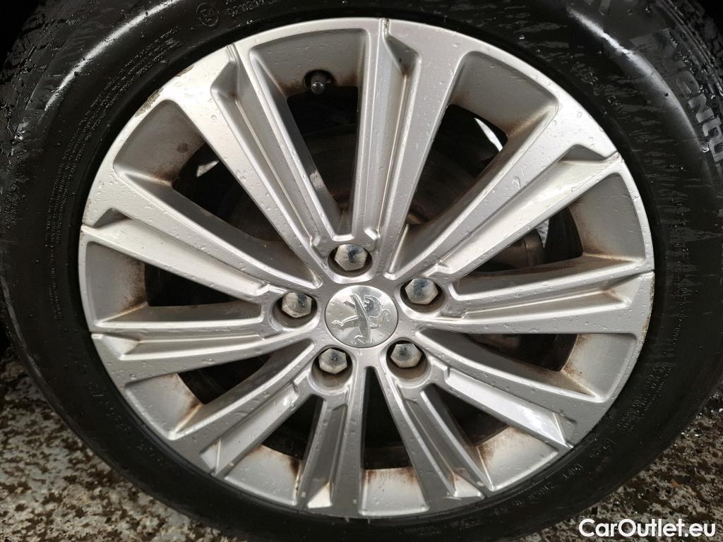  Peugeot  308 PEUGEOT  SW / 2017 / 5P / Break PureTech 110 S&S SW ALLURE #12