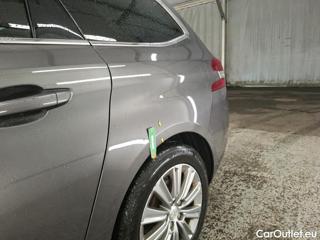  Peugeot  308 PEUGEOT  SW / 2017 / 5P / Break PureTech 110 S&S SW ALLURE #5