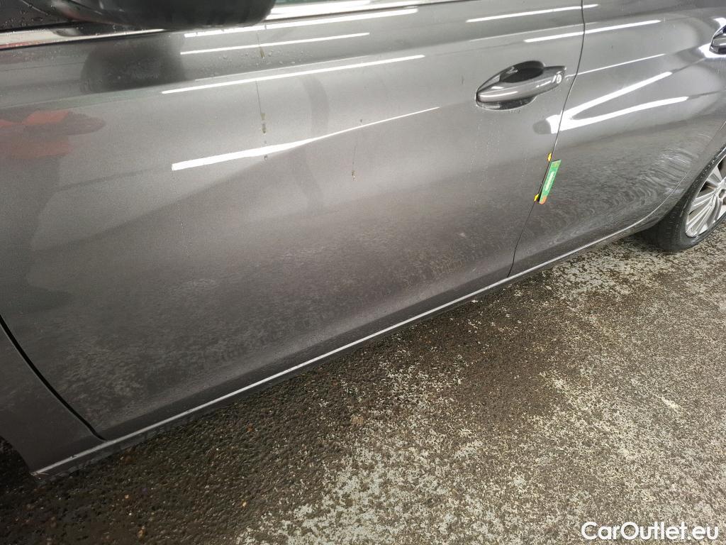  Peugeot  308 PEUGEOT  SW / 2017 / 5P / Break PureTech 110 S&S SW ALLURE #7