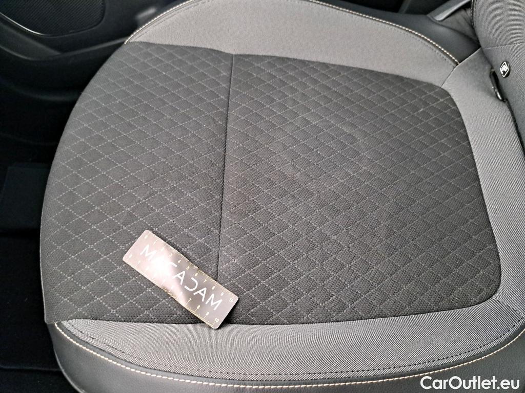  Opel   Grandland X Grandland X Elegance Business 1.5 130CV BVA8 E6d #14