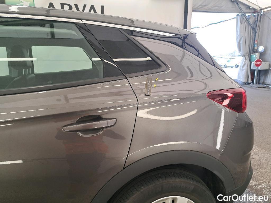  Opel   Grandland X Grandland X Elegance Business 1.5 130CV BVA8 E6d #10