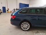  Skoda  Superb SKODA  WAGON / 2019 / 5P / STATION WAGON 2.0 TDI EVO 110KW EXECUTIVE DSG #64