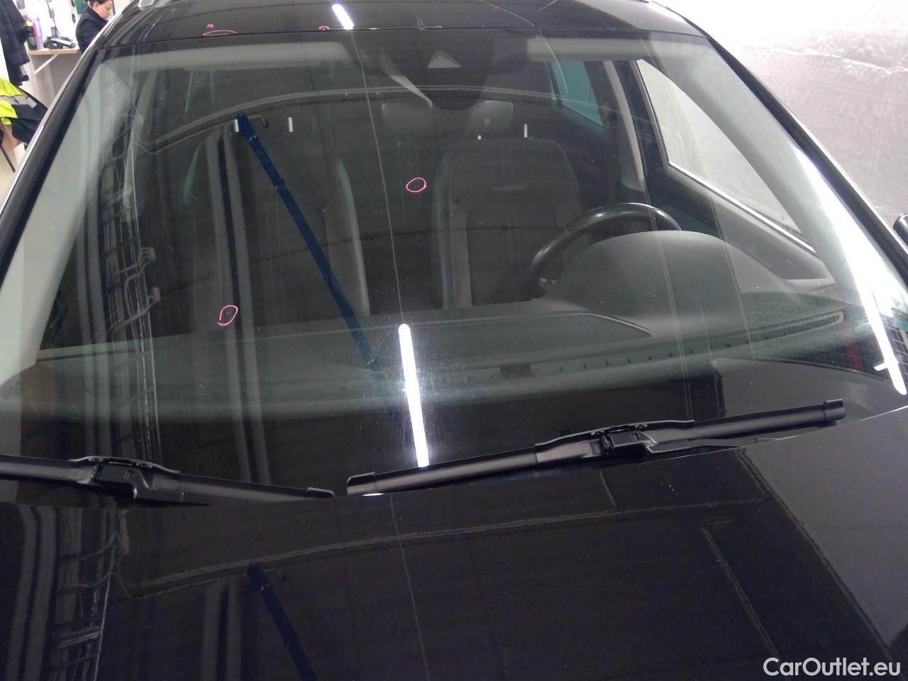  Volkswagen  Passat Pass. All TDI200 ExBuEd 4M Aut #33