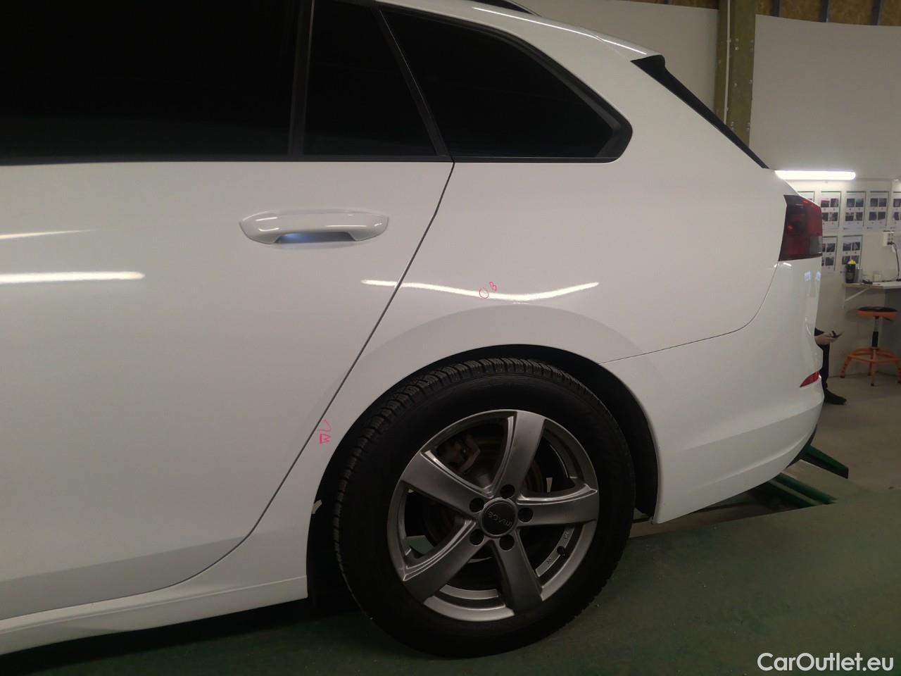  Volkswagen  Golf  SC 1.5 eTSI 131 Aut #12