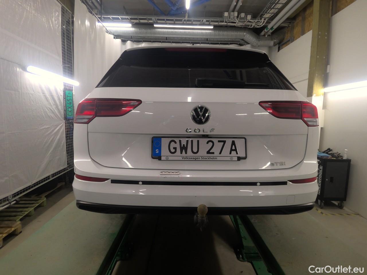  Volkswagen  Golf  SC 1.5 eTSI 131 Aut #8