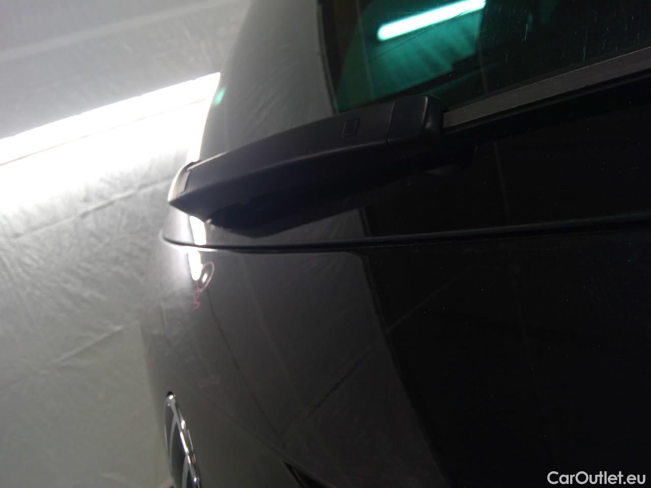  Volkswagen  Passat Pass. All TDI200 ExBuEd 4M Aut #18