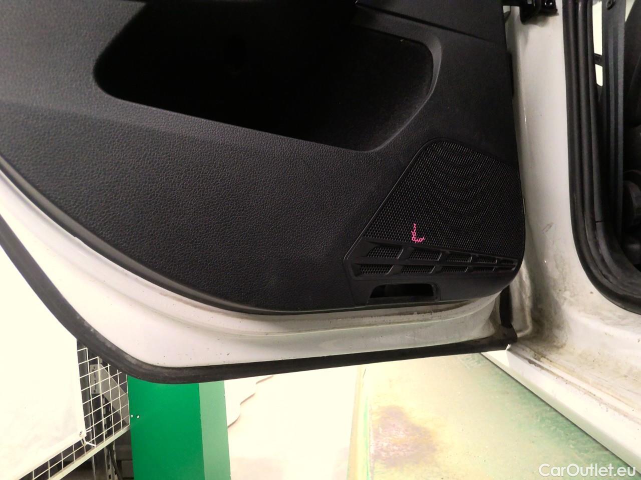  Volkswagen  Golf  Sp.Combi TSI 150 GT Aut. #7