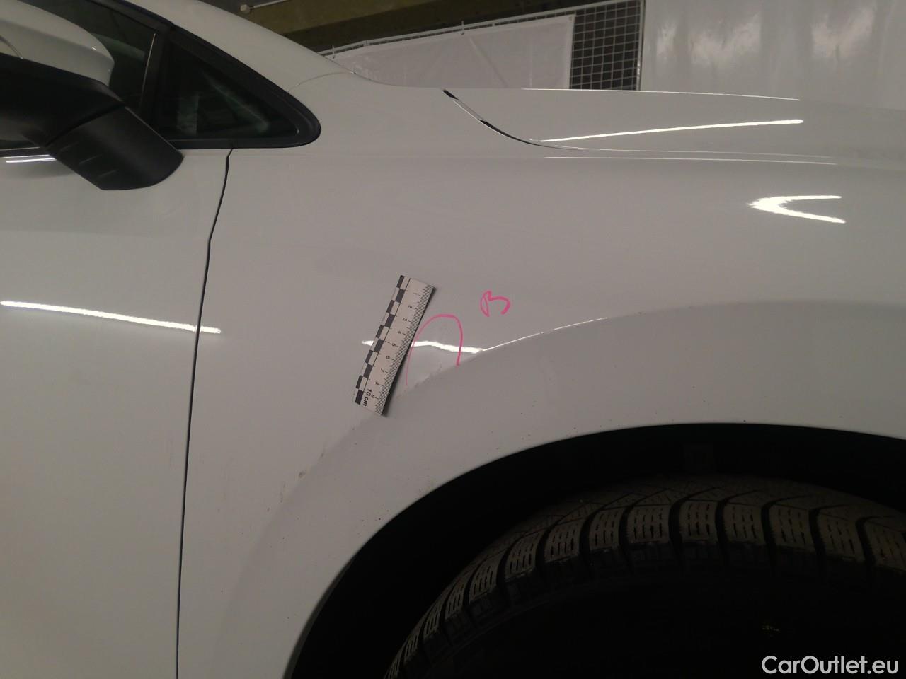  Volkswagen  Golf  SC 1.5 eTSI 131 Aut #3