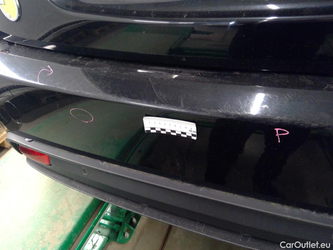  Mini  Mini John Cooper EV SE Essential 3d #8