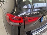  Mercedes  GLA MERCEDES-BENZ  / 2020 / 5P / CROSSOVER  250 E PLUG-IN HYBRID AUTO SPORT #60