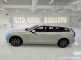  Volvo  V60 VOLVO  / 2019 / 5P / STATION WAGON T6 PLUG-IN AWD AUTOM.INSCR.EXPR. #8
