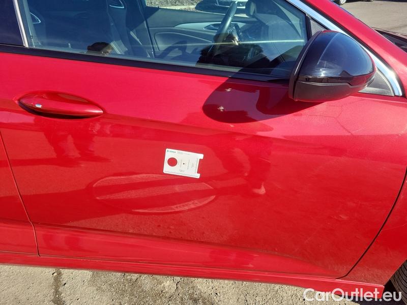  Opel  Insignia  Grand Sport  (2017) Ins.GS 2.0T 169k GSi 4x4 AT #14