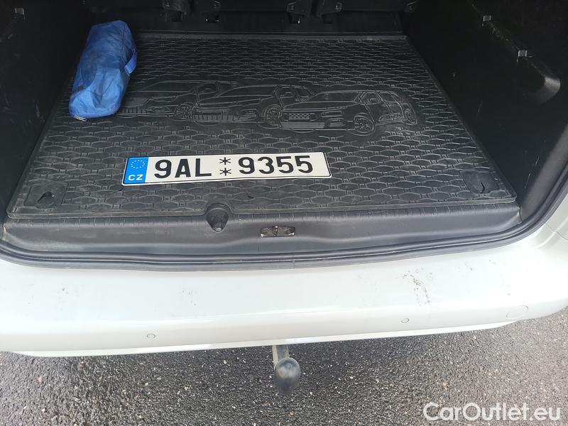  Opel  Combo  Life (E)  (2018) Com.L.1.5D 96 Elegance Plus 5d #7