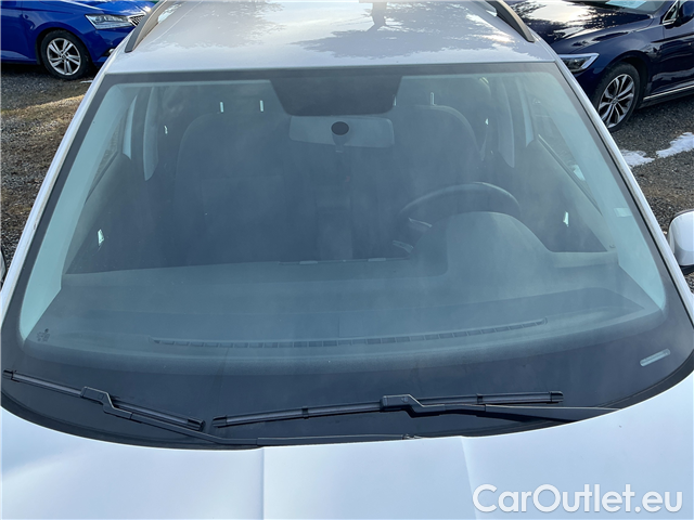  Skoda  Fabia Com.1.0TSI 70 Ambition 5d #4