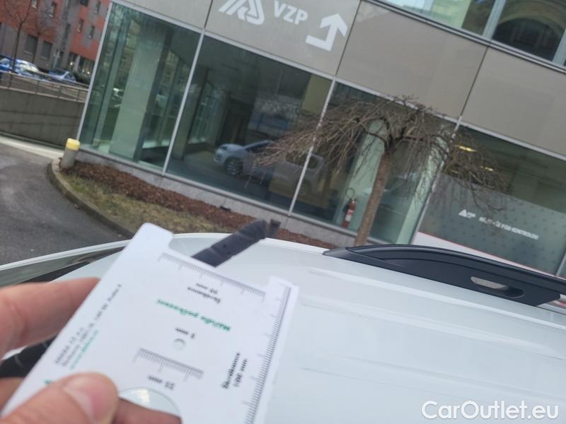  Opel  Combo  Life (E)  (2018) Com.L.1.5D 96 Elegance Plus 5d #2