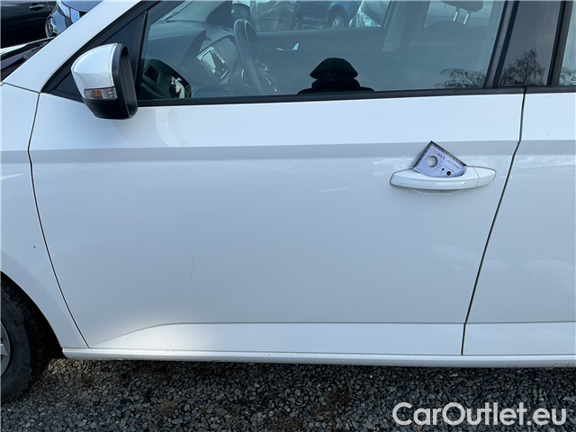  Skoda  Fabia Com.1.0TSI 70 Ambition 5d #2