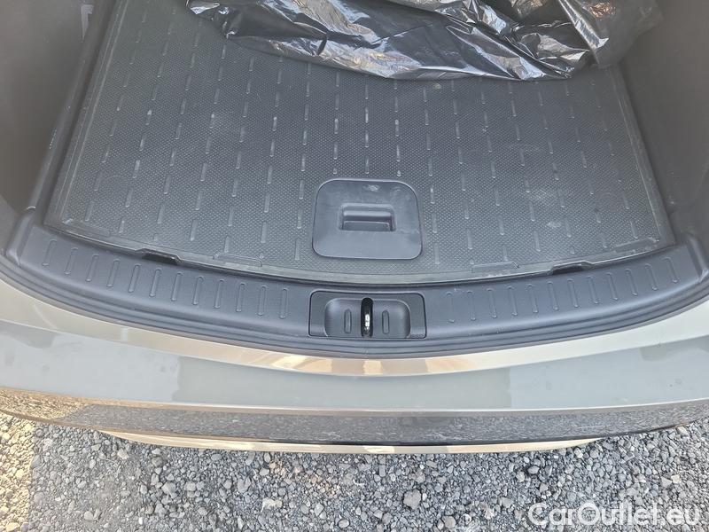  Toyota  Corolla  (E21) (2019)  TS 2.0Hyb.Com.T.S.T.AT #5