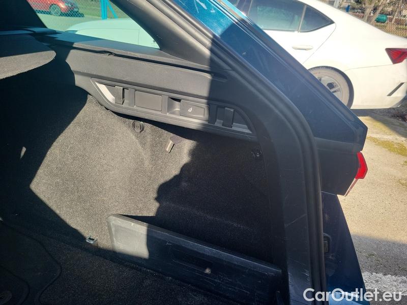  Skoda  Octavia  Combi (NX3)(2020) Oct.Combi 2.0TDI 110 Style AT #9