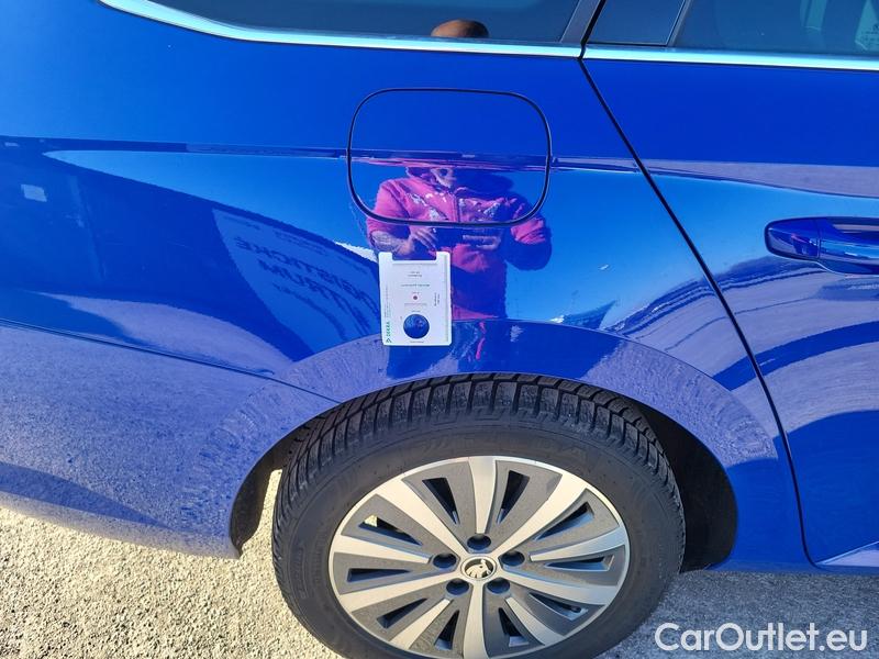  Skoda  Superb  Combi (3T5)(2010) Sup.C.FL2.0TDI 110 Style AT #15