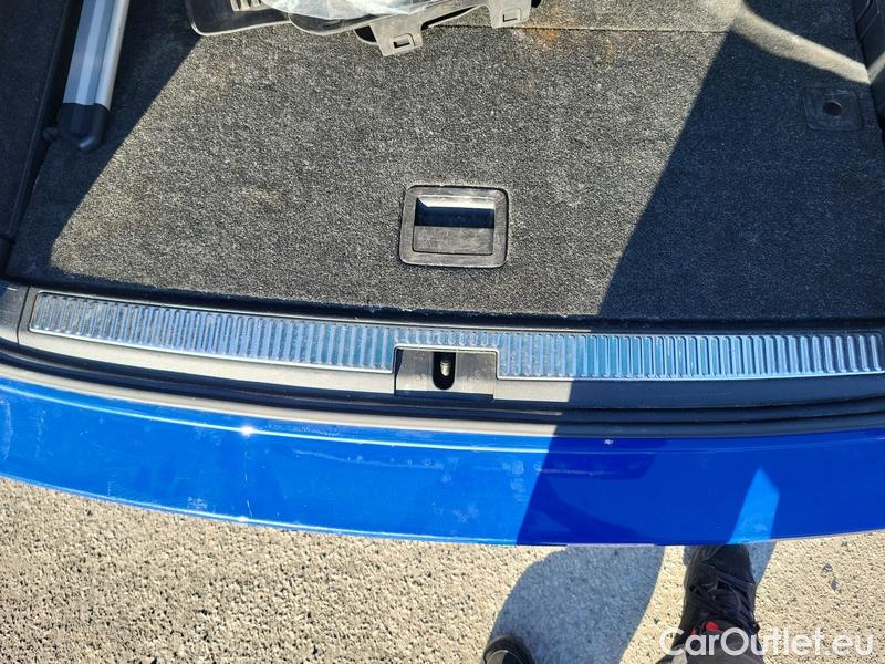  Skoda  Superb  Combi (3T5)(2010) Sup.C.FL2.0TDI 110 Style AT #11