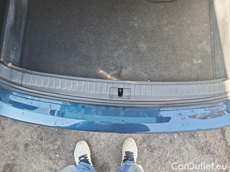  Skoda  Octavia  Combi (NX3)(2020) Oct.Combi 2.0TDI 110 Style AT #8