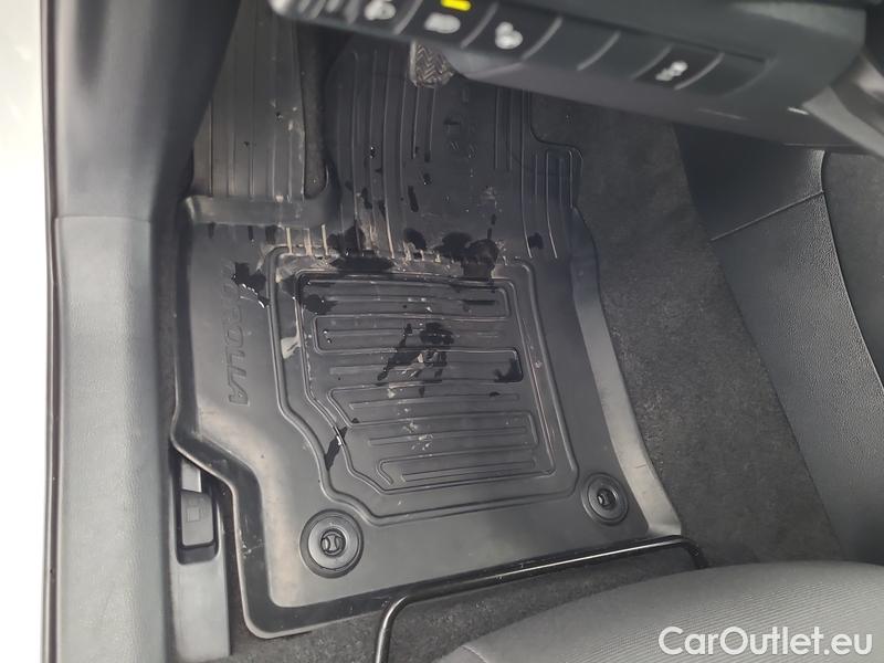  Toyota  Corolla  (E21) (2019)  TS 1.2T Comfort #5