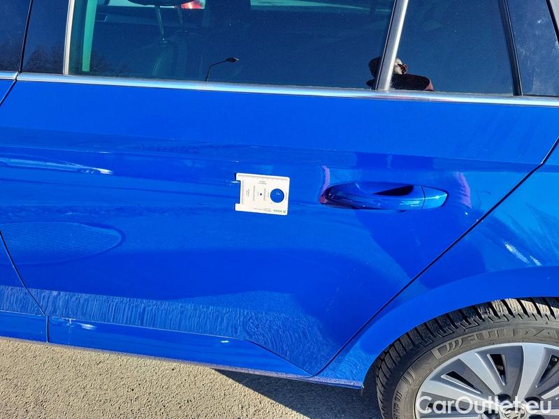  Skoda  Superb  Combi (3T5)(2010) Sup.C.FL2.0TDI 110 Style AT #6