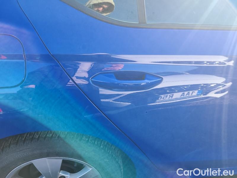  Skoda  Octavia  Lim. (NX3)(2020)  1.0TSI 81 Active #28