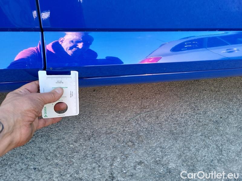  Skoda  Superb  Combi (3T5)(2010) Sup.C.FL2.0TDI 110 Style AT #18