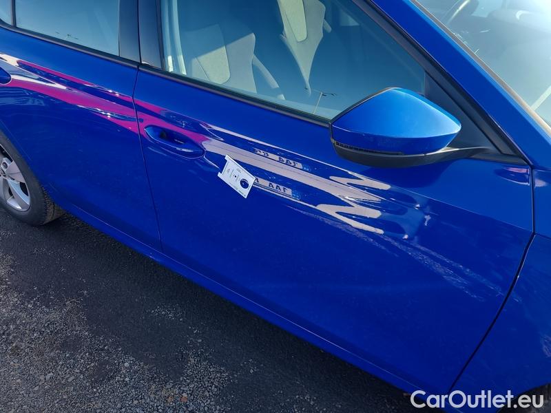  Skoda  Octavia  Lim. (NX3)(2020)  1.0TSI 81 Active #4