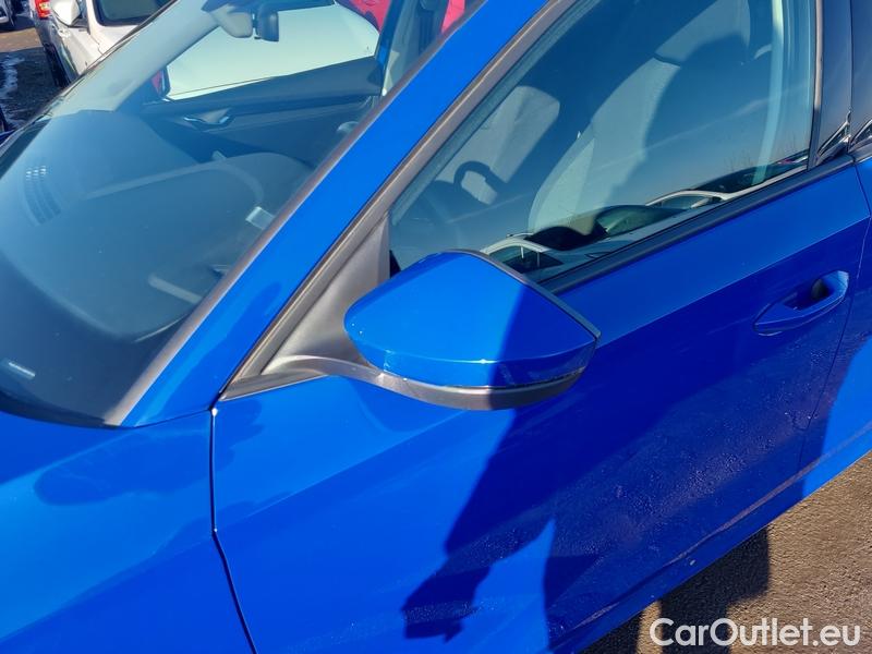  Skoda  Octavia  Lim. (NX3)(2020)  1.0TSI 81 Active #13