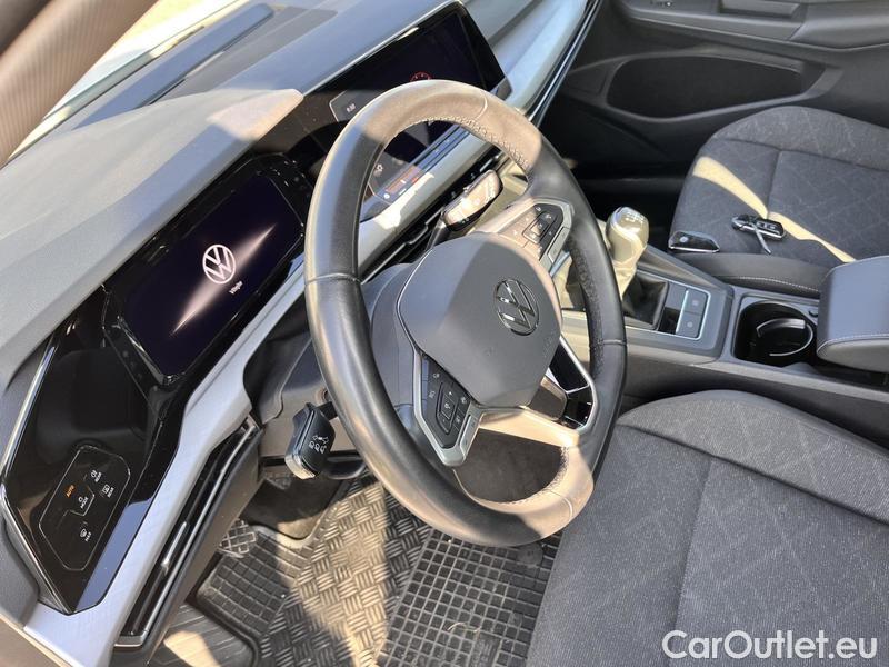  Volkswagen  Golf  VIII Lim (DA1) (2024) Var.1.0TSI 81 Life 5d #4