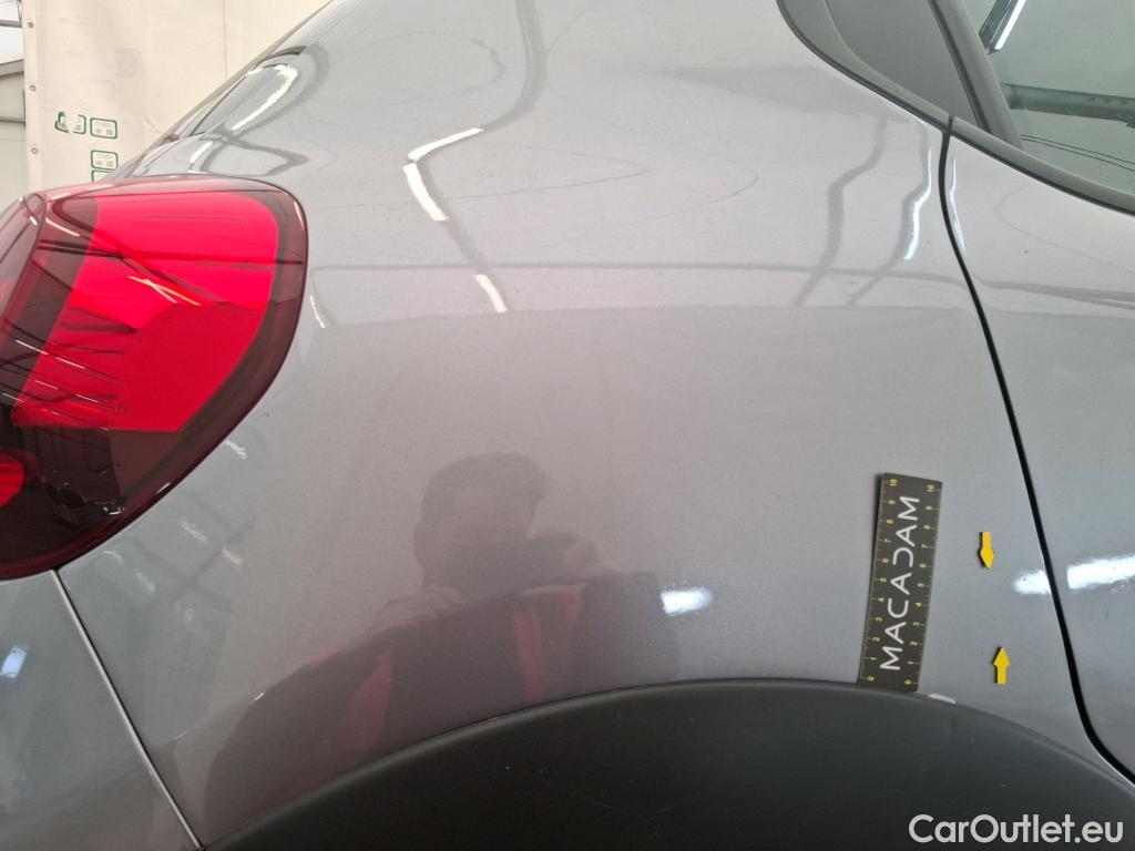  Citroen  C3  Feel Pack 1.2 PureTech 80CV BVM5 E6d #10