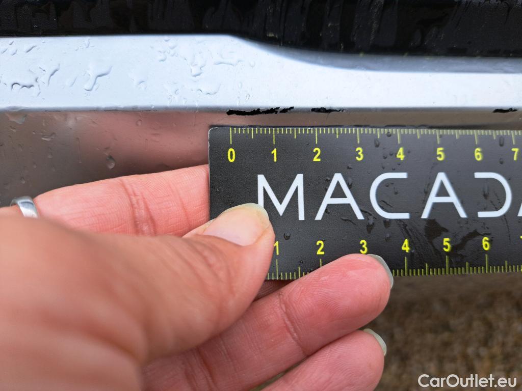  KIA  XCeed KIA  / 2019 / 5P / Crossover 1.6 GDI ISG ISG PHEV ACTIVE BUS DCT6 #23