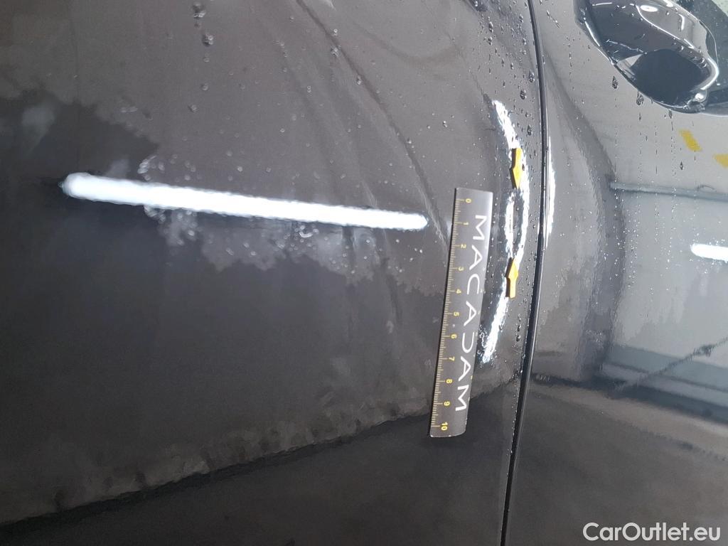  Mercedes  A-Klasse MERCEDES-BENZ Classe A Compact / 2018 / 5P / Berline A 250 e Business Line 8G-DCT #31