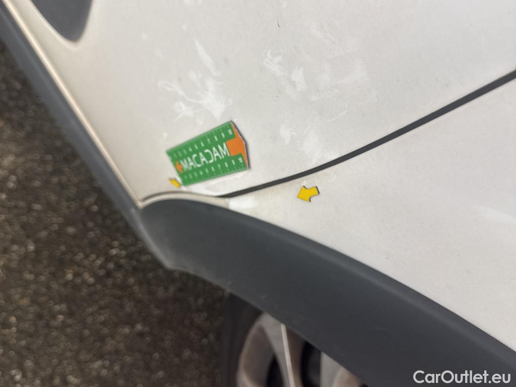  Citroen  C3  Société Feel Nav 1.2 PureTech 80CV BVM5 E6 #6