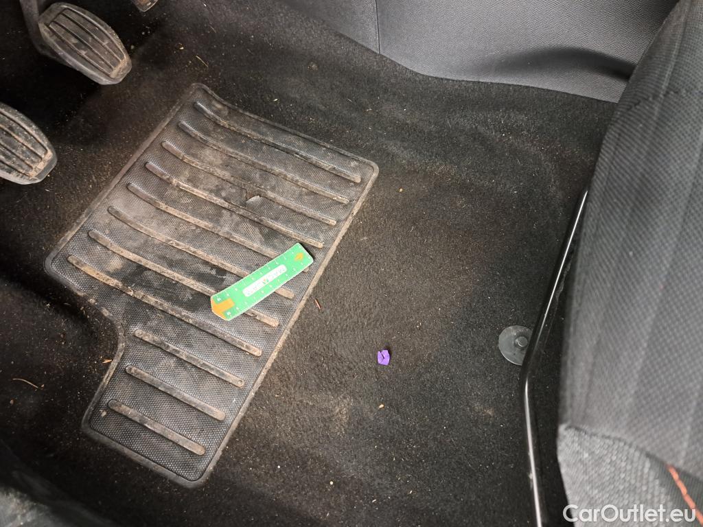  Peugeot  208  Active Business 1.2 PureTech 75CV BVM5 E6d #29