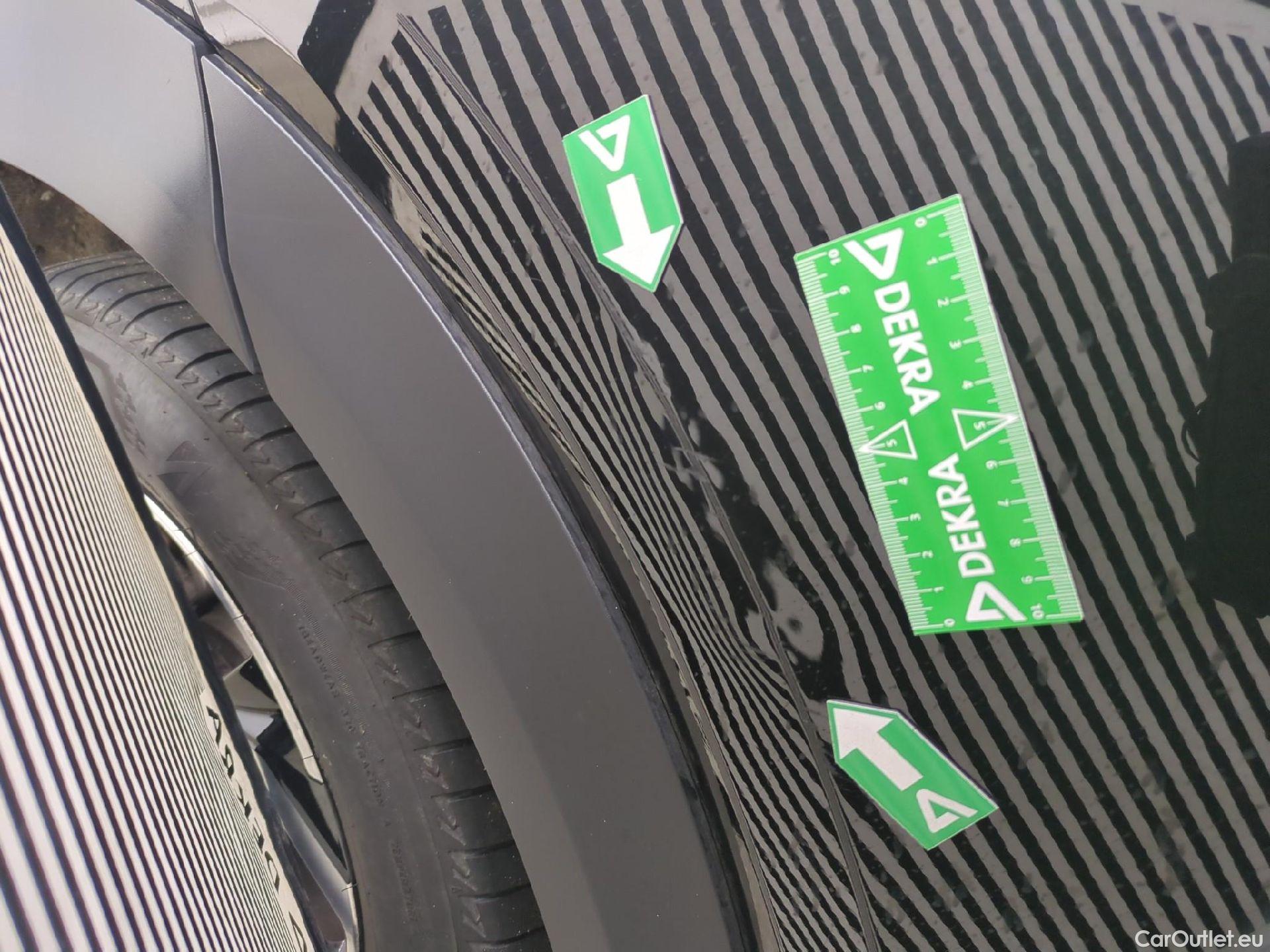  Nissan  Juke NISSAN  / 2019 / 5P / Crossover Hybrid 143 Business+ COMMITMENT DEAL LOT 700 #28