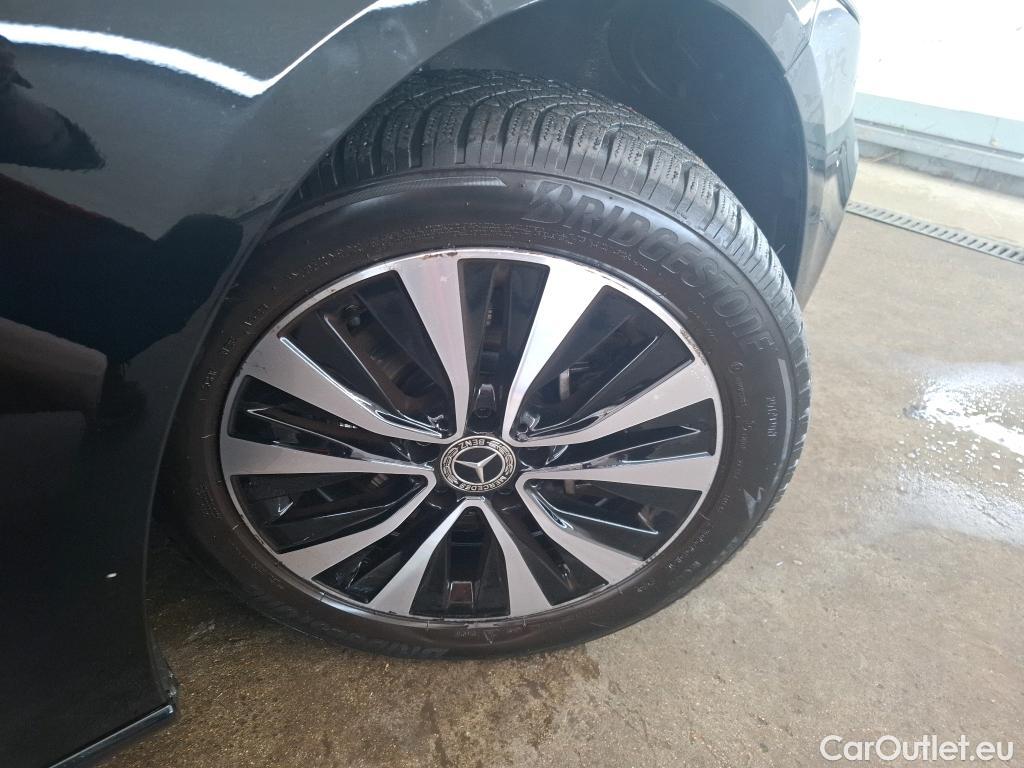  Mercedes  A-Klasse MERCEDES-BENZ Classe A Compact / 2018 / 5P / Berline A 250 e Business Line 8G-DCT #17